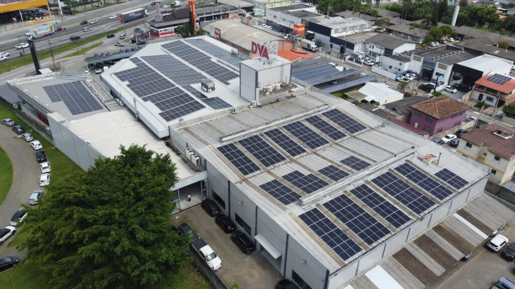 O que é a taxação do sol? Ainda vale a pena investir na geração própria? Essas dúvidas têm afetado muitos interessados em energia solar.